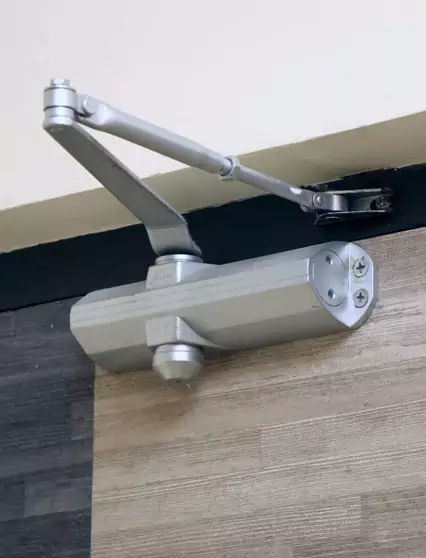 Professional Door Closer Installation Plantation, FL